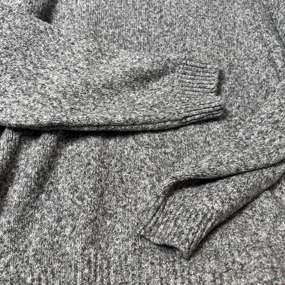 Forever 21 Men’s Gray Marled Turtleneck Sweater | Size XL | Cozy Knit - Picture 4 of 8